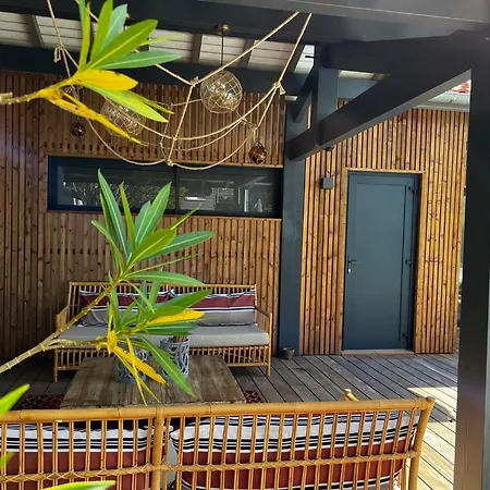 Golf By Carlon Luxury Вилла